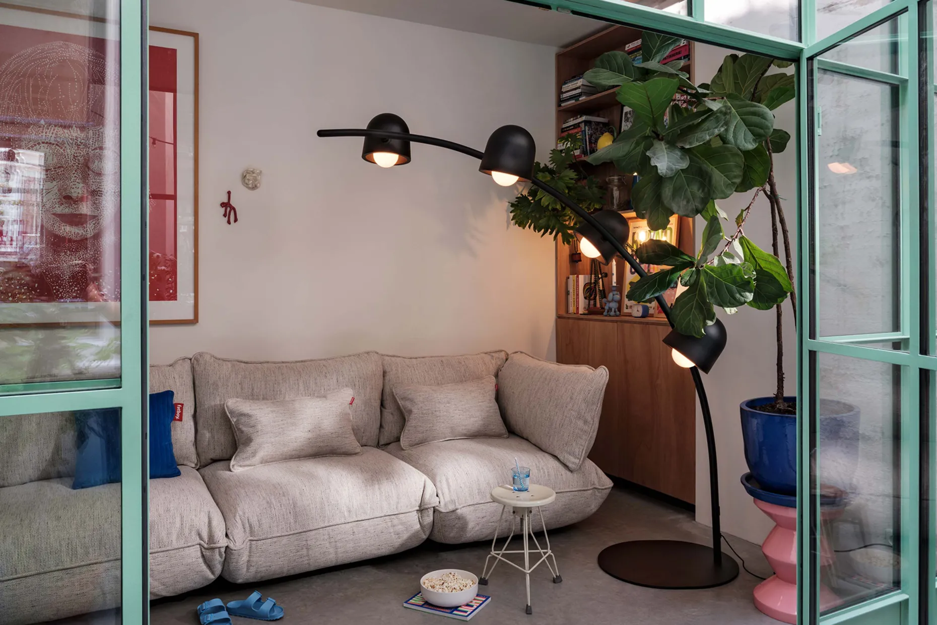 Big Lebow Arc lamp, zwart, 186x234 cm