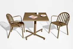 Fred's Square Bistreau Kleine tuintafel vierkant, bruin, 80x80x76 cm