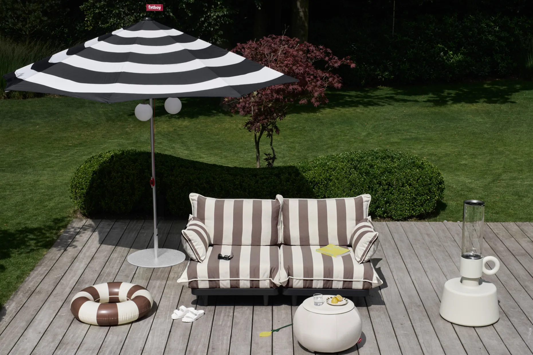 Stripesol + Base Light Grey Parasol met voet, 350x350x280 cm
